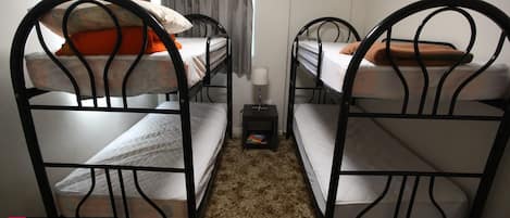 2 bedrooms
