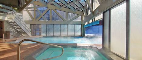 Piscine couverte, piscine chauffée