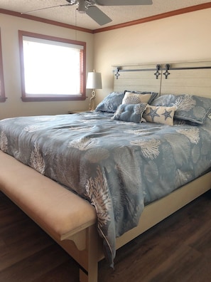4 chambres, fer et planche à repasser, Wi-Fi gratuit, draps fournis