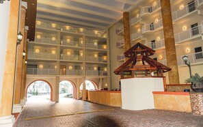 Exterior - 1922 Pool & Beach views, w/2 parking passes, lagoon-style pool & indoor pool (Panama City Beach)