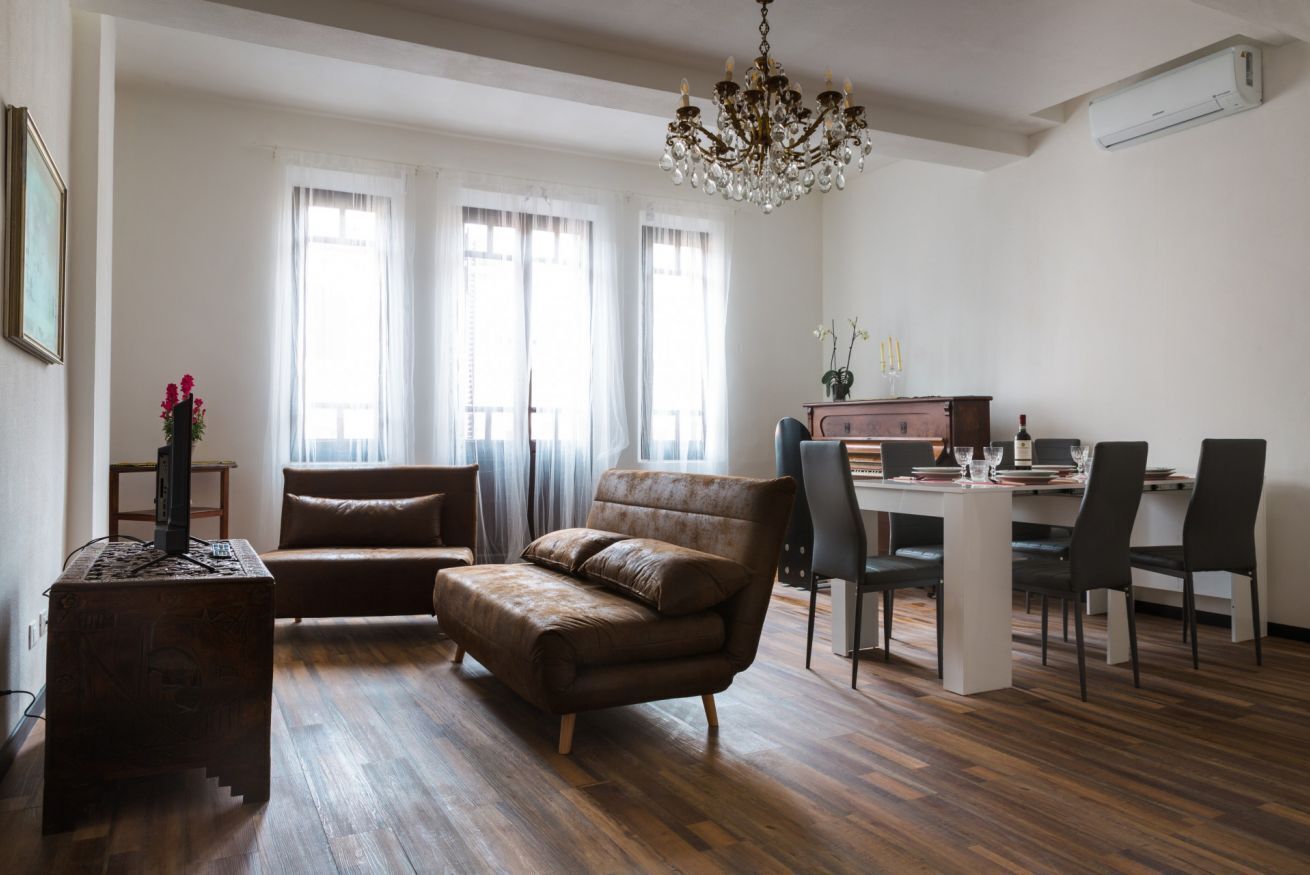 Parco Ducale Elegant Apartment con Balcone x5