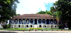 Fachada da propriedade