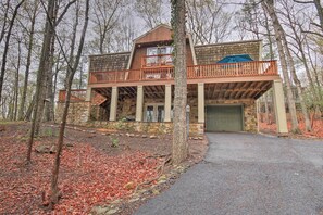 Exterior - Pineapple Lodge: Mountain Vibes~Game Room~Grill~Loads of Space (McGaheysville)