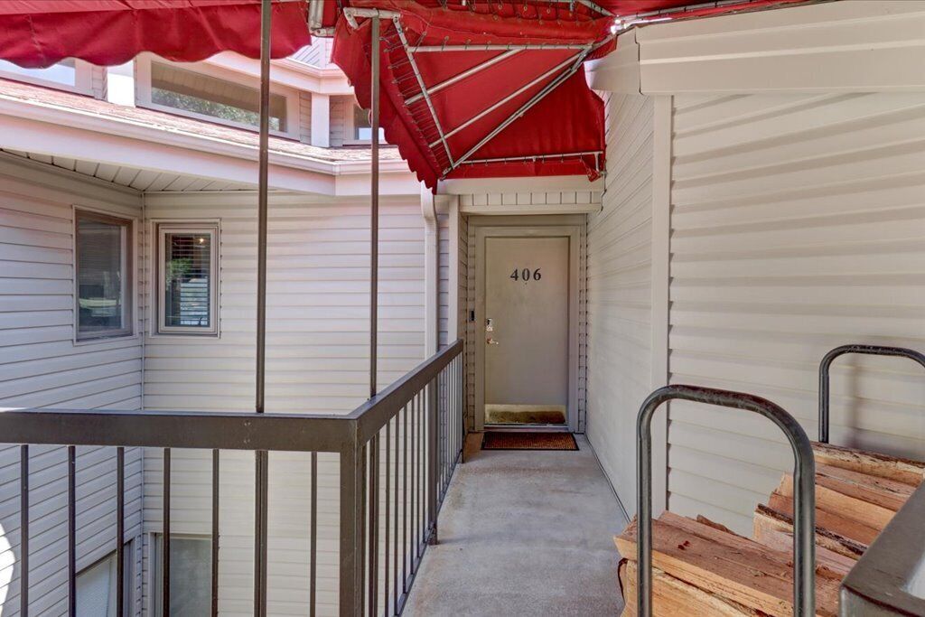 Condo Conveniently Located on Lake Hamilton in Hot Springs 