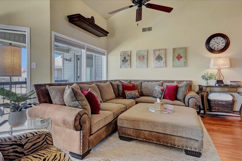 Condo Conveniently Located on Lake Hamilton in Hot Springs 