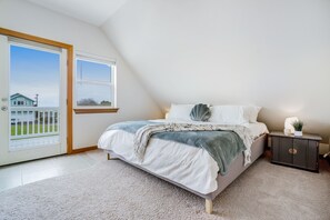 3 chambres, fer et planche à repasser, Wi-Fi, draps fournis