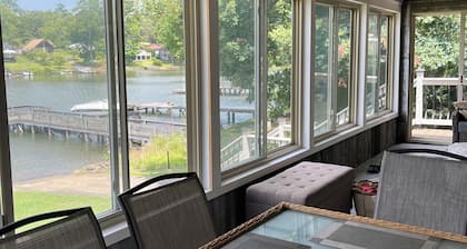 SERENITY PLACE - 3 BR 2 BA home, sleeps 8, on gorgeous Lake Murray