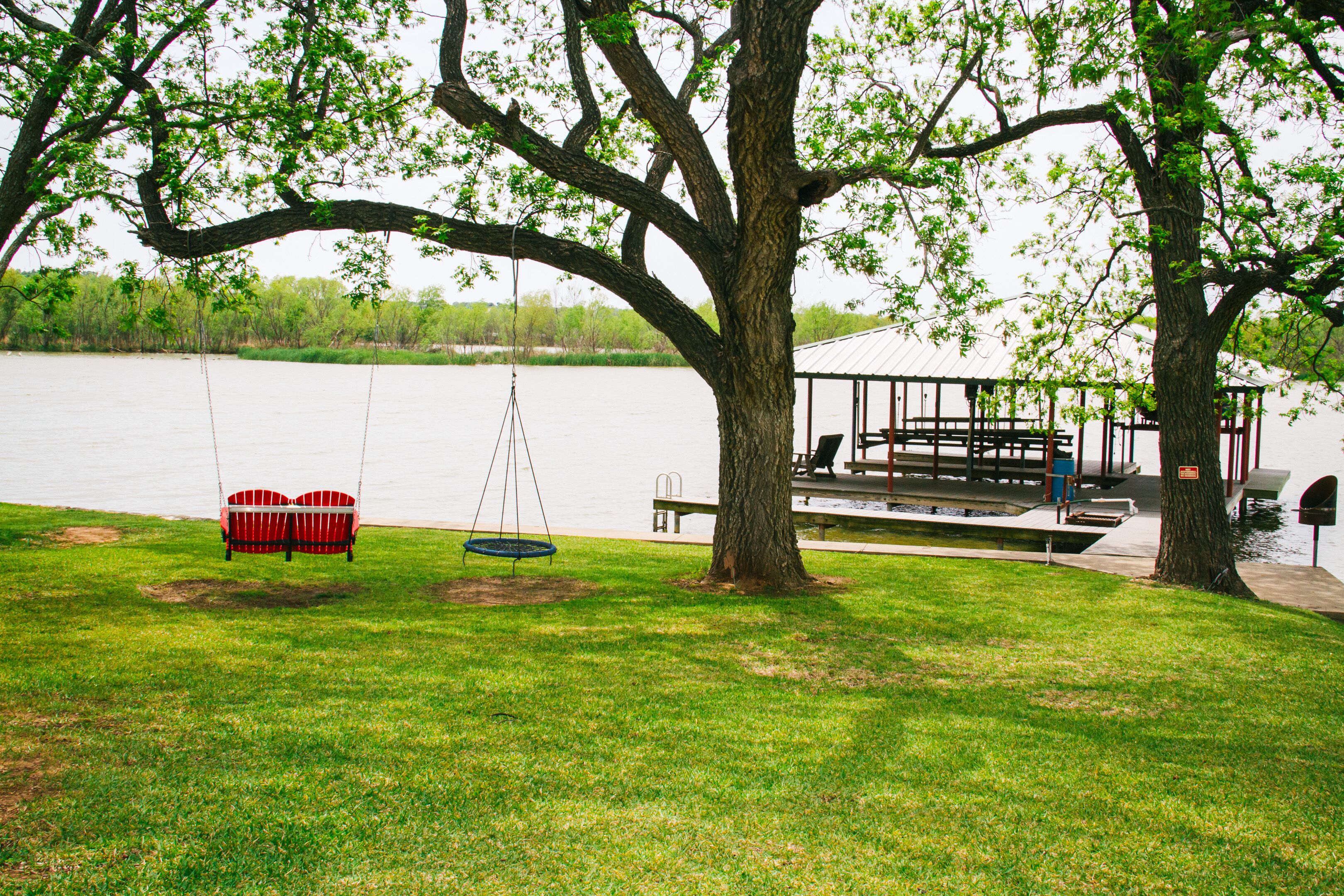 Beautiful, Secluded Lakefront Property