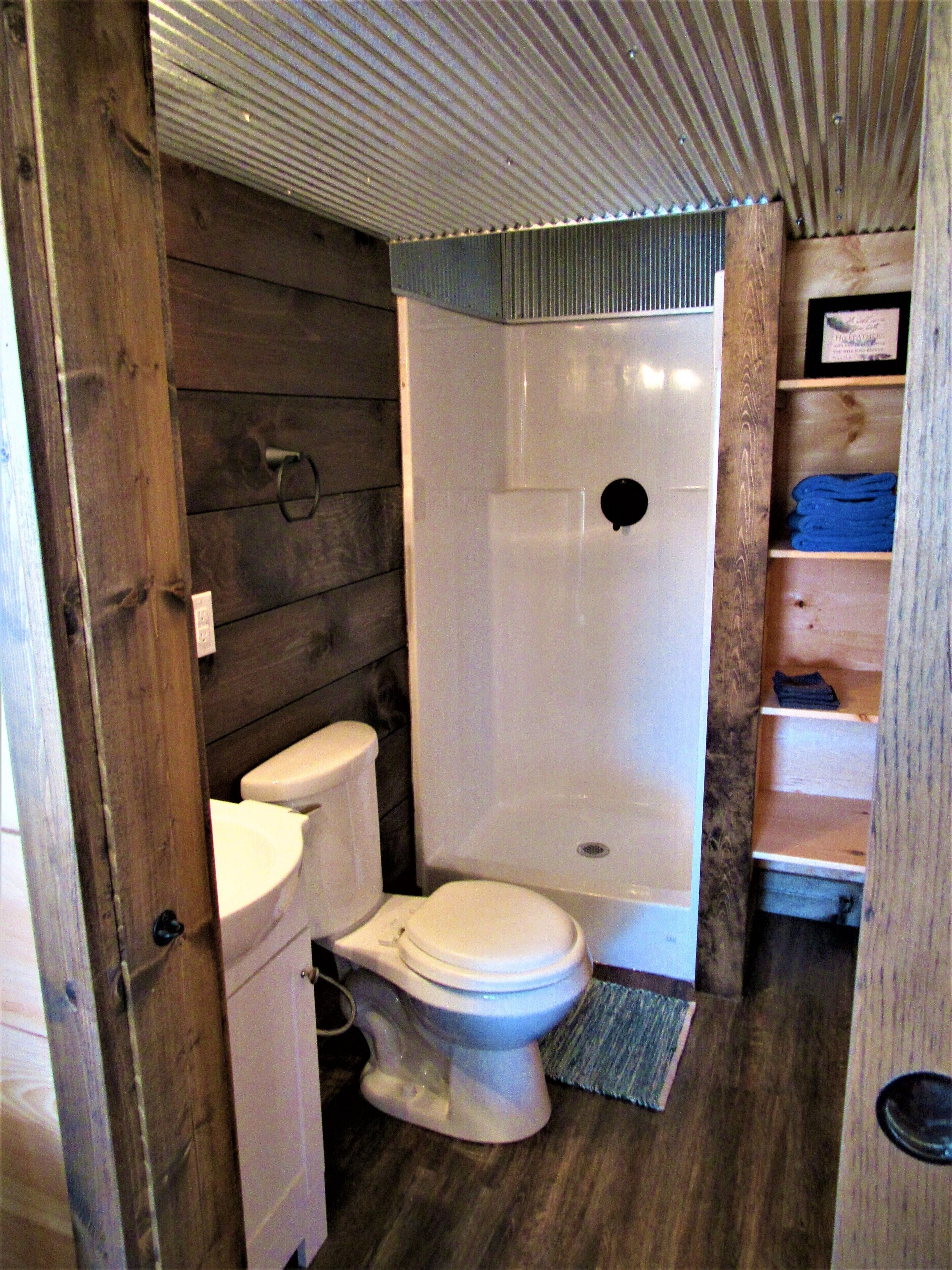 Tiny Home at Kentucky Lake's Lynnhurst Family Resort