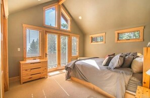 5 habitaciones, escritorio, tabla de planchar con plancha y wifi gratis 