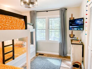 3 chambres, bureau, fer et planche à repasser, Wi-Fi gratuit