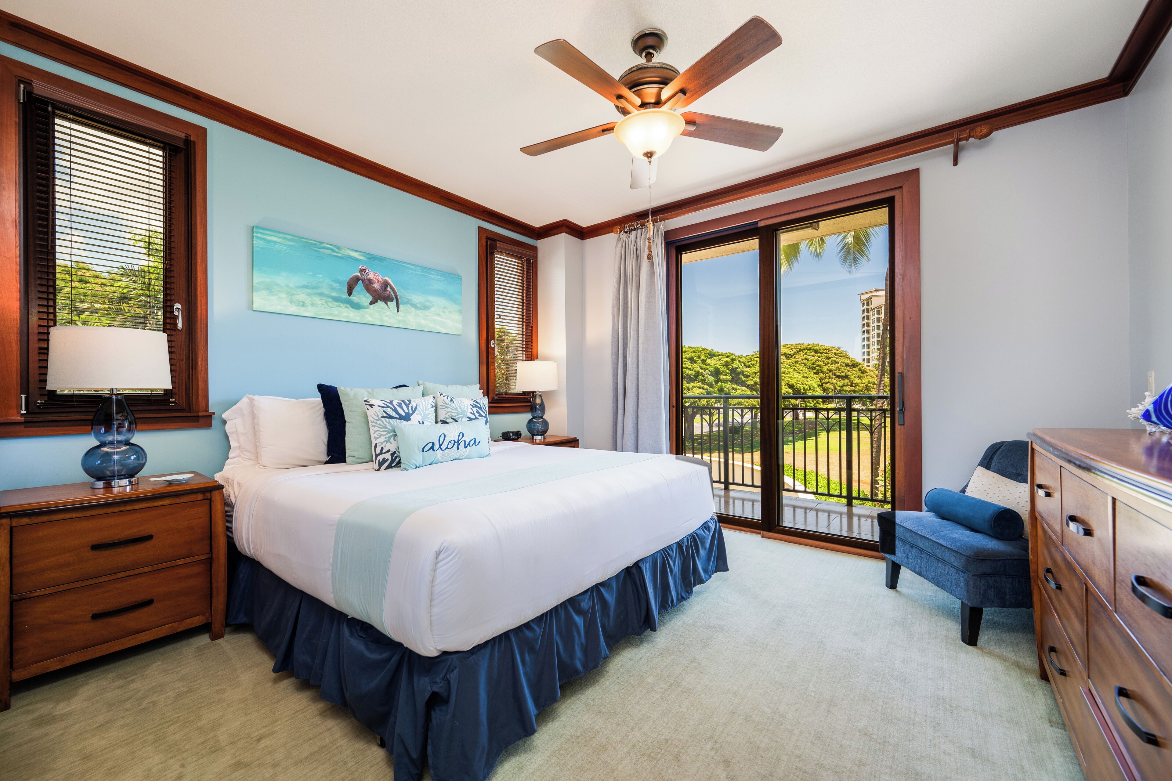 2 室のベッドルーム、セーフティボックス (室内)、デスク、アイロン / アイロン台