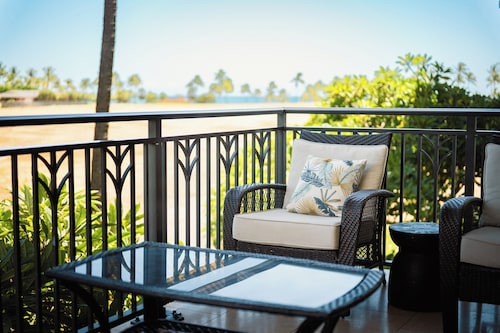 FALL SPECIAL ~ Family Friendly w/ Ocean Views in Tropical Paradise