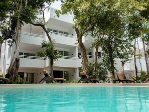 Outdoor pool - Private Jacuzzi , Pool and Beach, WI FI,  3 Patios in Mexico Rivera  (Akumal)