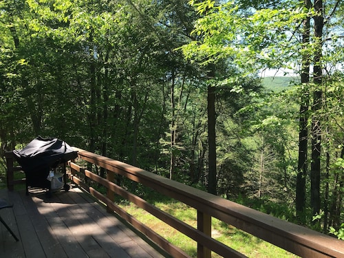 Paradise Ridge with beautiful Pine Creek view!!!