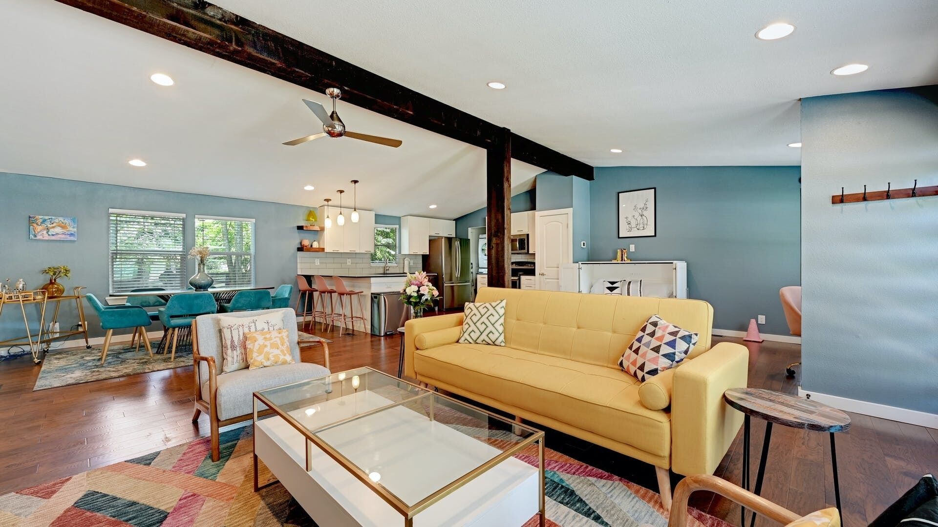 Hot Tub, Minutes to DT, LOW Winter + SXSW Rates