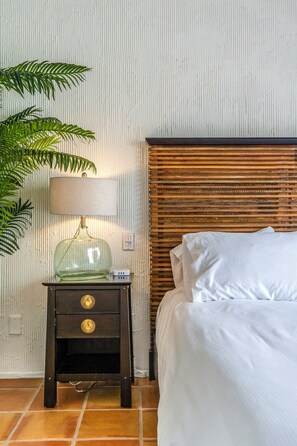 2 slaapkamers, een strijkplank/strijkijzer, gratis wifi, beddengoed