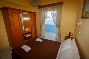 2 slaapkamers, een strijkplank/strijkijzer, wifi, beddengoed