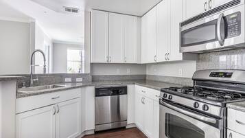 Fridge, microwave, oven, dishwasher