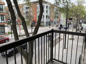 Property grounds - 2 bedroom gem in Little Italy, Montreal (MONTREAL)