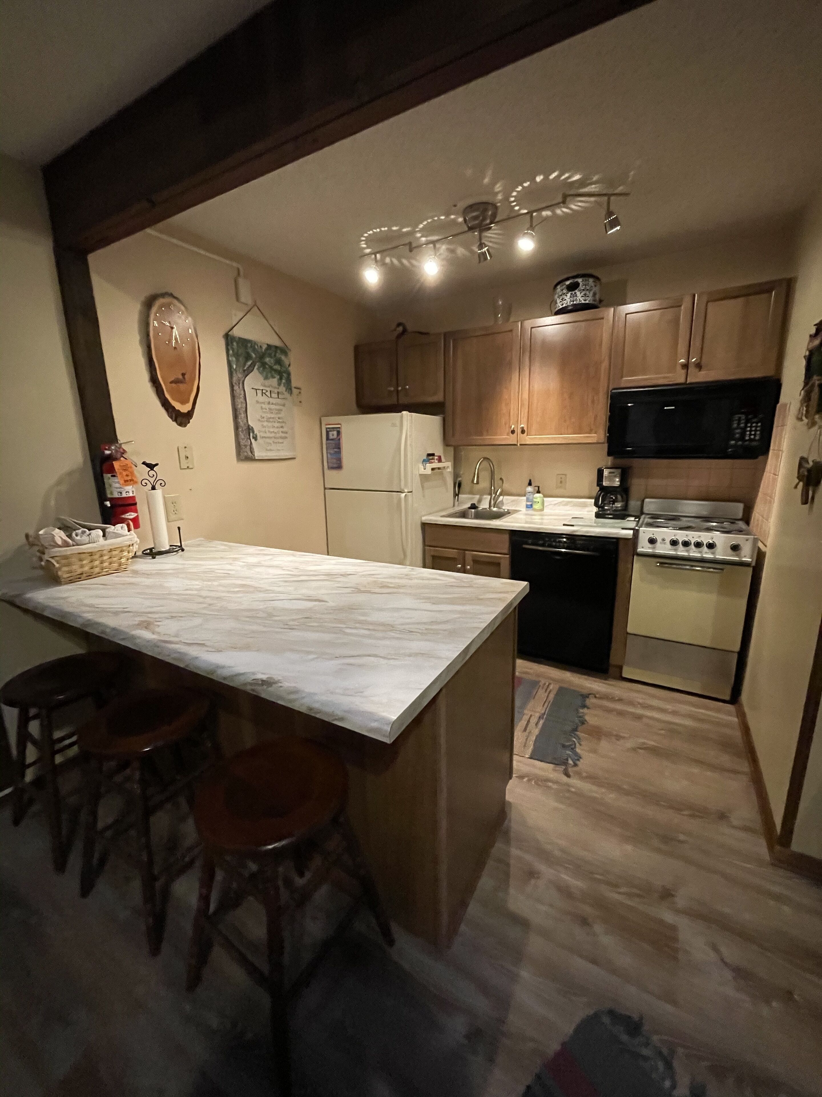 Cozy Loft at Quadna Mountain Resort!