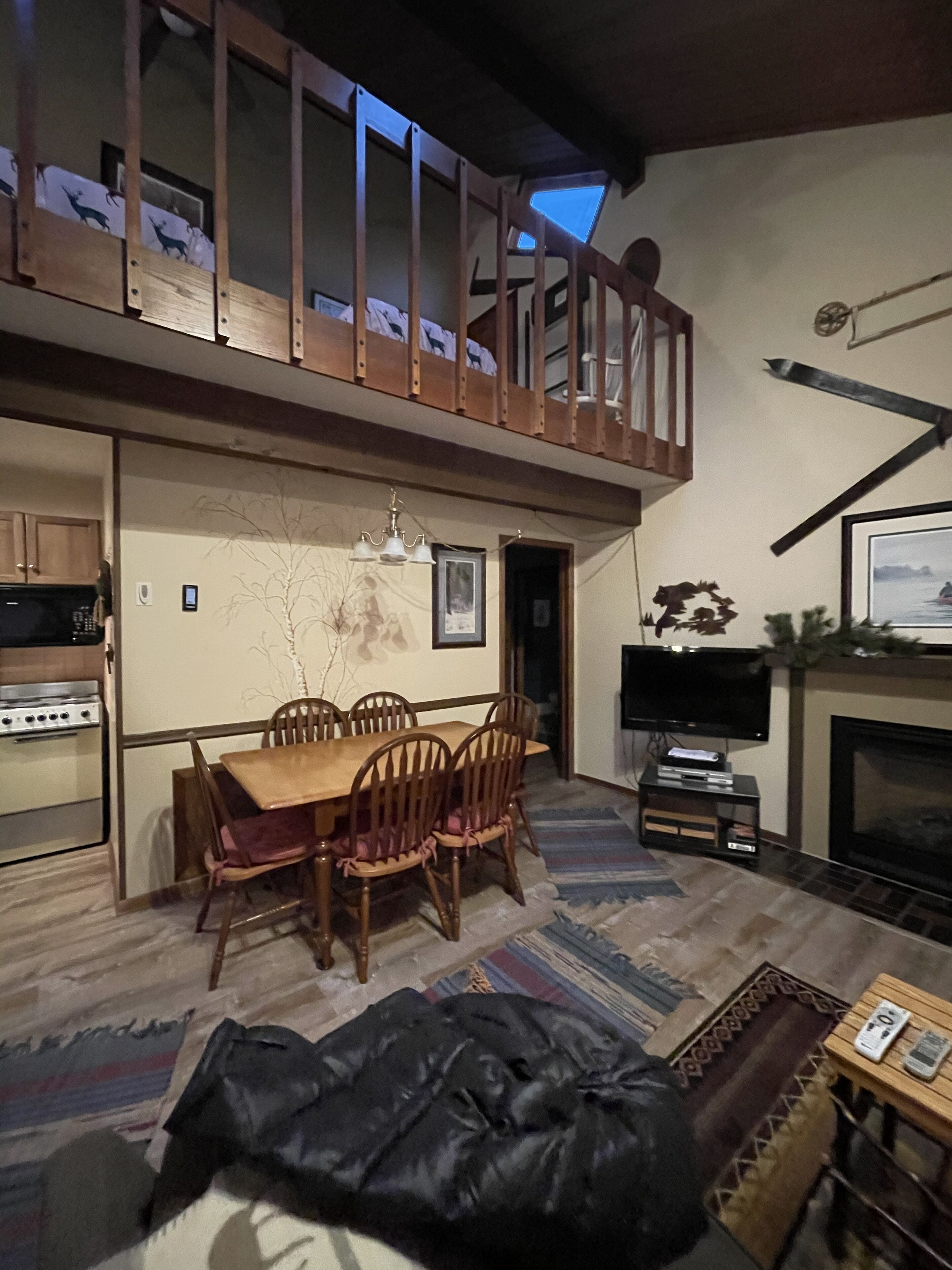Cozy Loft at Quadna Mountain Resort!