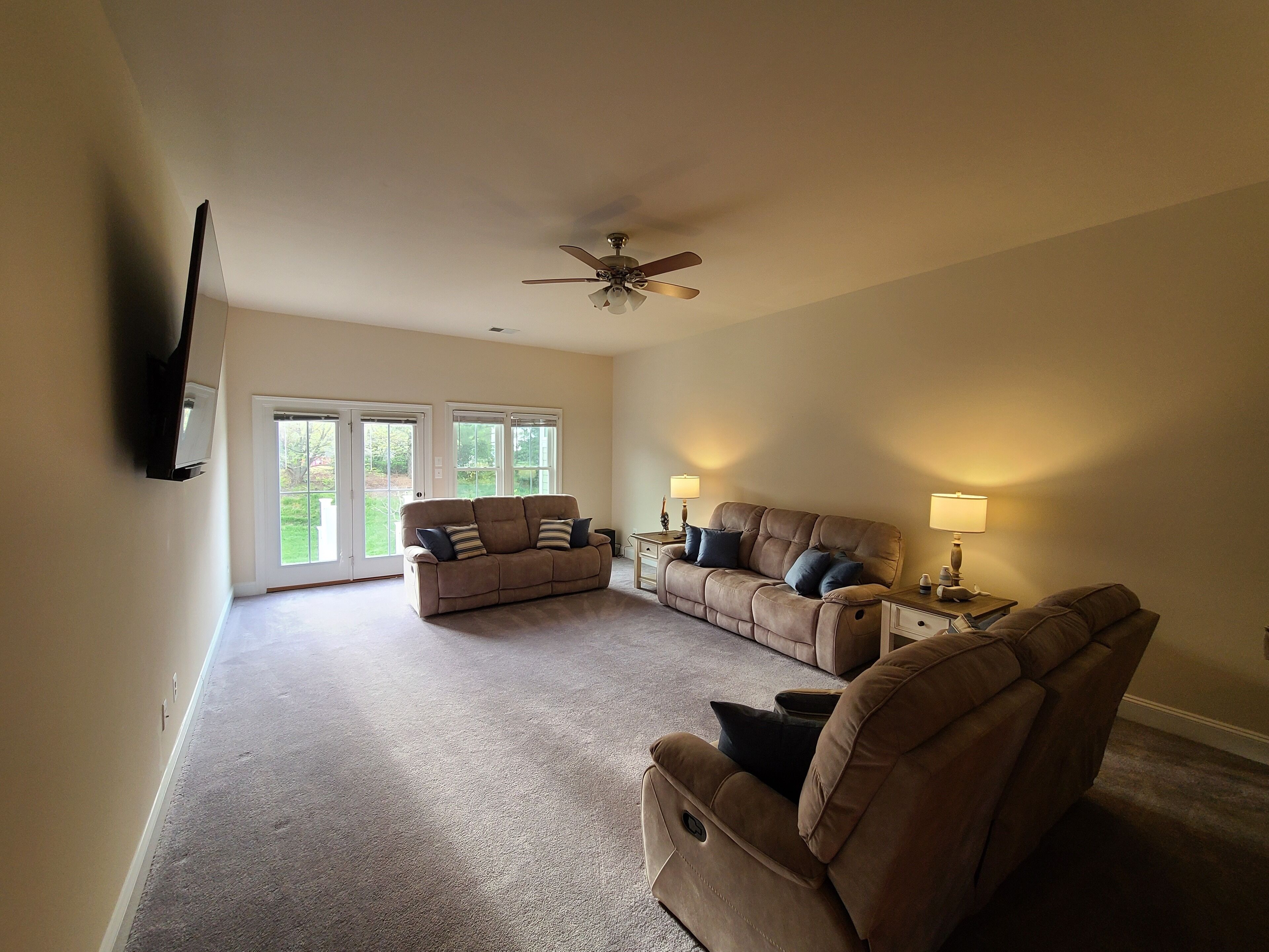 Live the Bayside!  Golf, Pools, and the Beach!