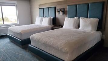 Luxury Room | Iron/ironing board, free WiFi