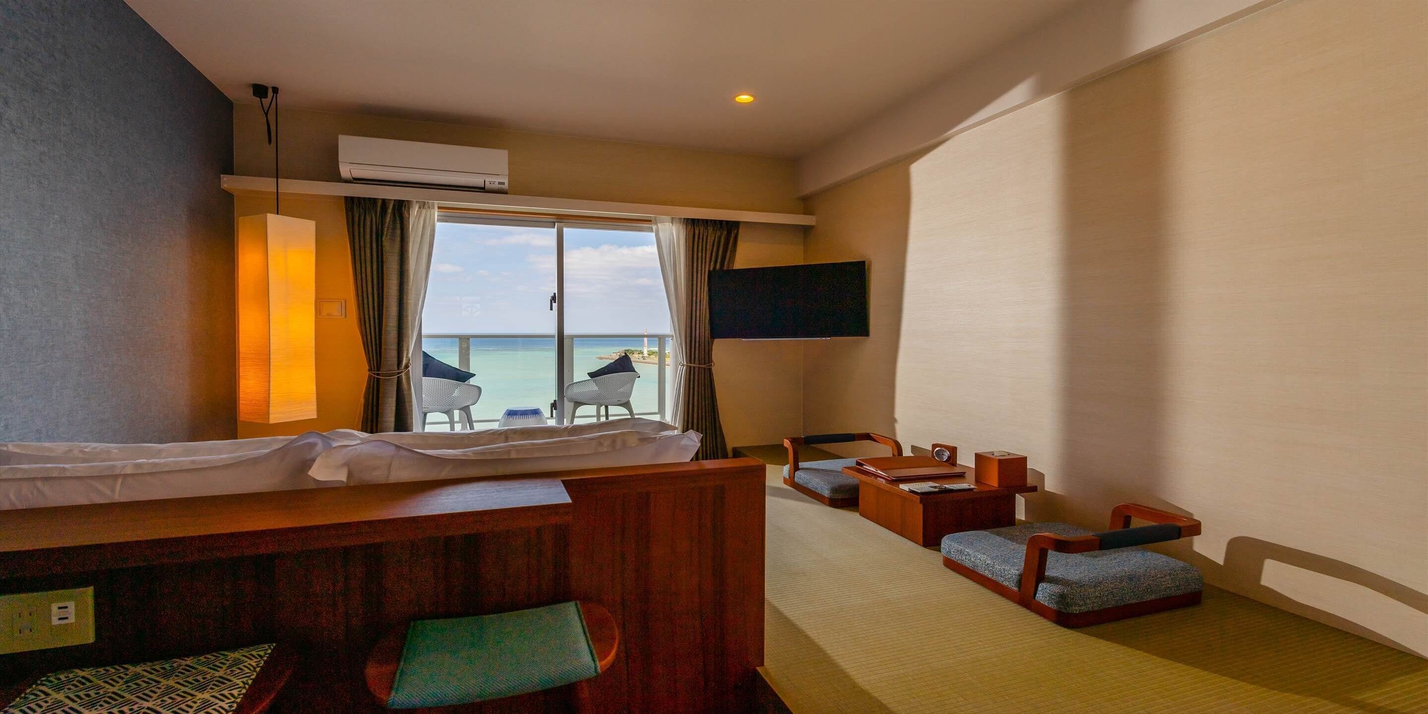 luxury double with see view 9f-11f, non smoking | 1 bedroom, in-room safe, desk, laptop workspace