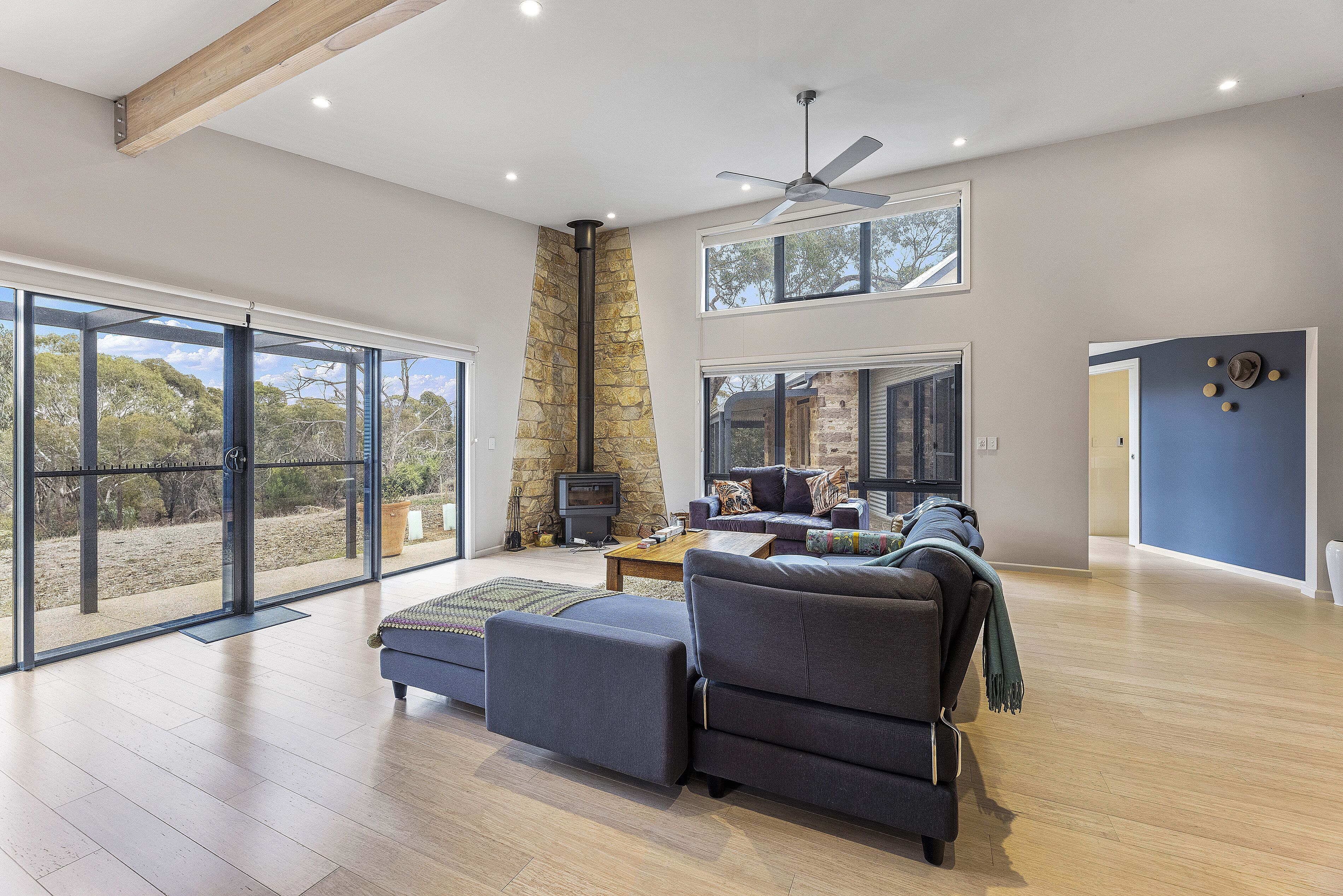 Benny's Retreat Luxury Bushland Escape — image 10