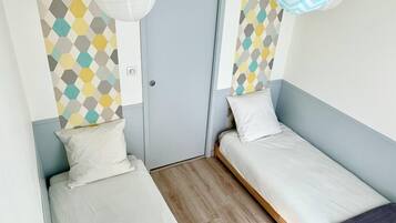 2 chambres, lit parapluie, Wi-Fi, draps fournis