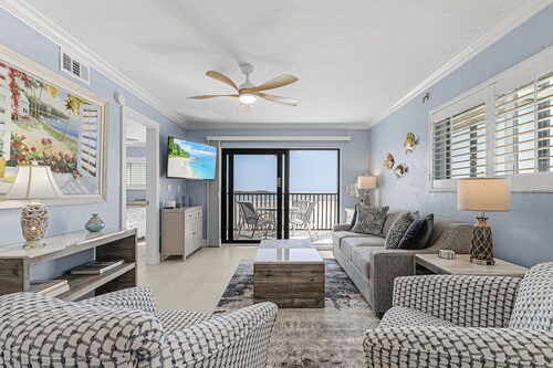 Gulf Front 2 BR Condo on the South End of the Island! Carlos Pointe 336