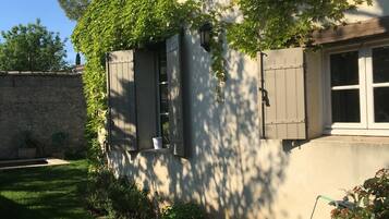 Enceinte de lâhĂ©bergement