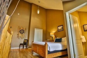 2 Schlafzimmer, Schreibtisch, Bügeleisen/Bügelbrett, kostenloses WLAN