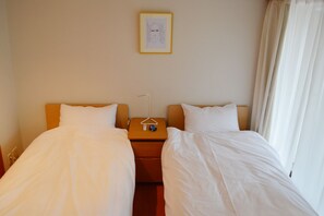 Individually decorated, blackout curtains, iron/ironing board - Daily-Condo Tokyo Azabu (Tokyo)