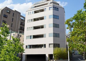 Front of property - Daily-Condo Tokyo Azabu (Tokyo)