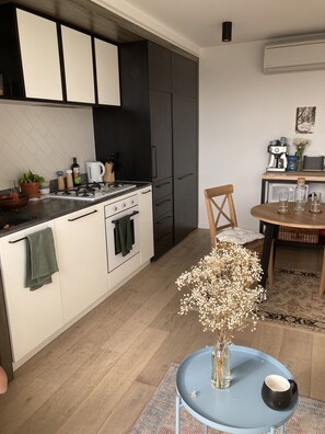 Fridge, microwave, oven, dishwasher