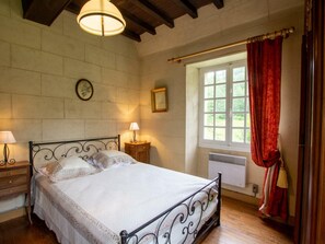 3 室のベッドルーム