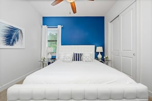 7 habitaciones, tabla de planchar con plancha, wifi y ropa de cama