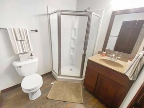 Een douche, een haardroger