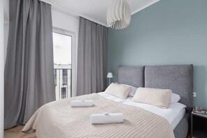 1 bedroom, iron/ironing board, travel crib, WiFi