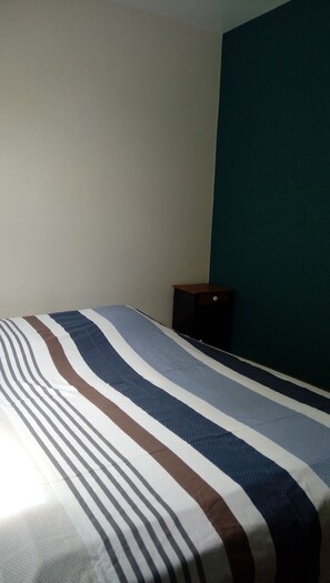 3 bedrooms, iron/ironing board, travel crib, WiFi - Country house with independent batisse (SEGRIE)