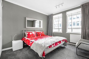 1 室のベッドルーム、アイロン / アイロン台、旅行用ベビーベッド、WiFi (無料)