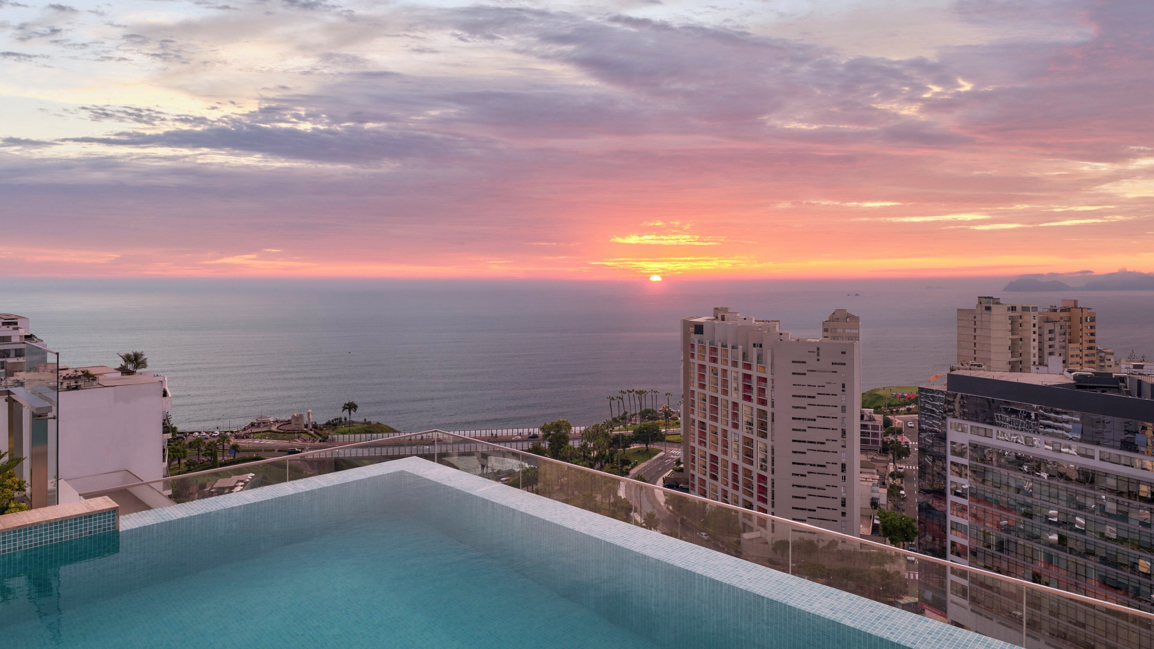 Outdoor pool, open 8:00 AM to 5:00 PM, sun loungers