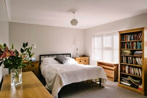 2 habitaciones, tabla de planchar con plancha y wifi gratis