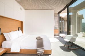 Villa | 4 bedrooms, iron/ironing board, free WiFi, bed sheets