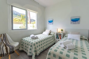 2 chambres, fer et planche Ă repasser, lit parapluie, Wi-Fi