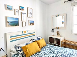1 habitación, tabla de planchar con plancha, wifi y ropa de cama 
