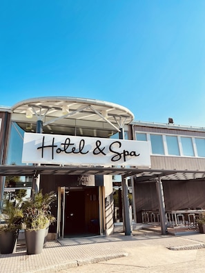 Front of property - Ikaalinen Spa & Hotel (Ikaalinen)