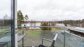 Sviitti | Näkymä järvelle